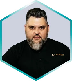 Абрамов <br />
Егор